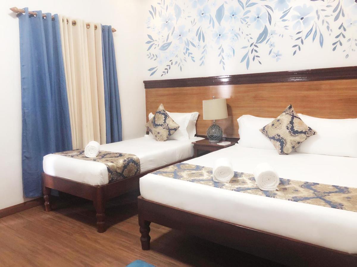 Blue Waters Inn Coron Palawan Dış mekan fotoğraf